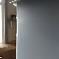 Usado - Como nuevo// KESTREL FLOOR-UP 5 - CLR5 / 16:9 / 101" (224 x 126 cm) adecuado para: proyector de alcance ultracorto (UST) // B-FTE101XH2-CLR5-B8-252H01388