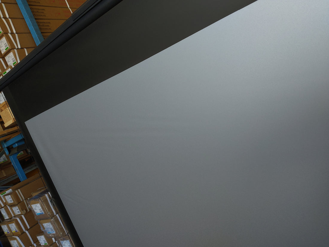 Used  - Very Good // EZ CINEMA PLUS TAB-TENSION - CineGrey 4D (ALR) / 16:9 / 113" (250x141 cm) // Item number: B-FT113UH-C4D-249H02832
