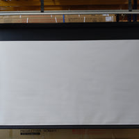Usado - Bueno // SPECTRUM - Negro / MaxWhite/16:9/110" (244x137 / Top-Drop 20cm- MaxWhite Adecuado para: Standard-Throw projectors// B-Electric110H -251H01285