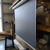 Usado -  Como nuevo // DAYWALKER DW3 TAB TENSION - CineGrey 4D (ALR) / 16:9 / 92" (203 x 115 / caída superior 30 cm)// B-DWN92XHTD3-E12-24CH00656