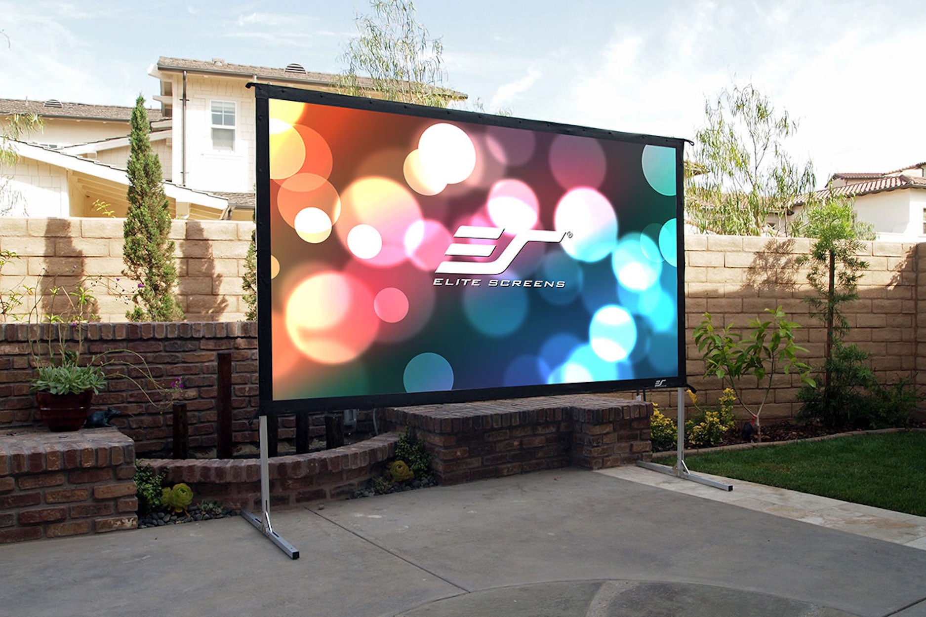 Yard master Elite screens pantallas móviles de proyección exterior Leinwand für Außenbereich